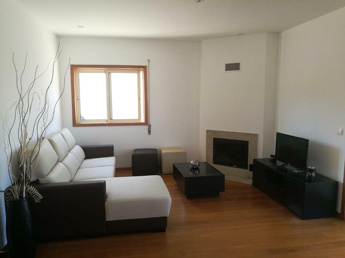 Casa Carla Apartment Guimaraes Ngoại thất bức ảnh